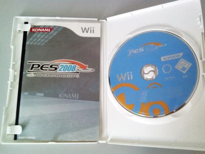 Jeu Wii PES (Pro Evolution Soccer) 2008 - photo numéro 2