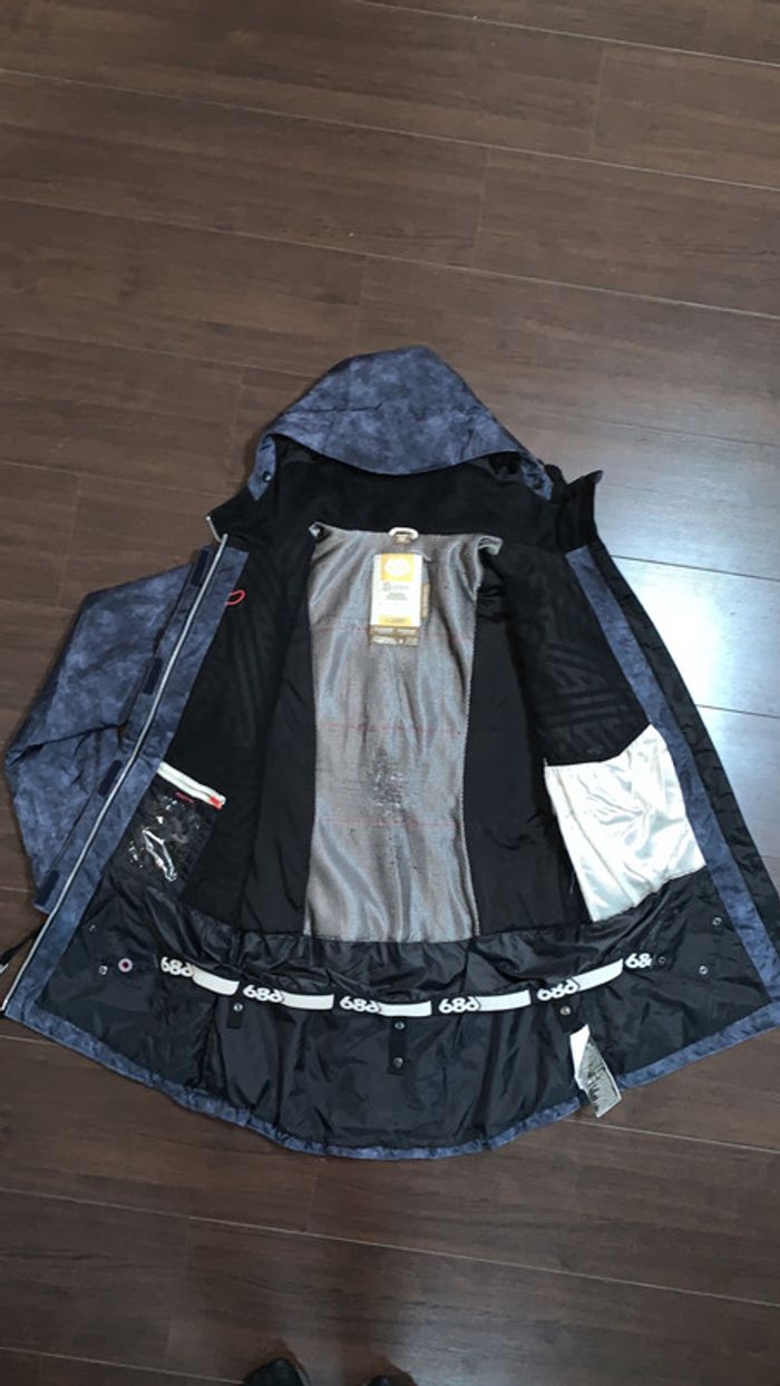 Superbe veste de snowboard 686 - photo numéro 4