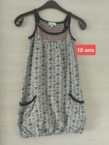 Robe taille 10 ans