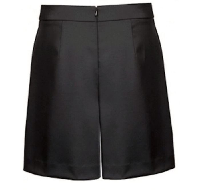 Jupe short cop copine - photo numéro 3