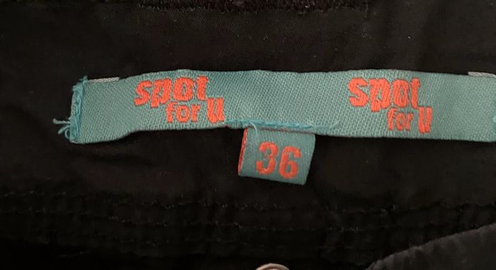 Short noir spot 36 - photo numéro 2