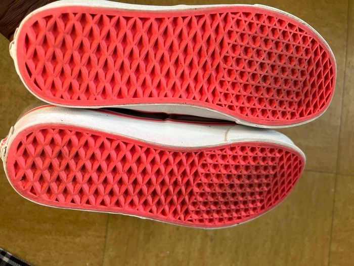 Vans gris rose 40 bon état avec ses imperfections - photo numéro 6