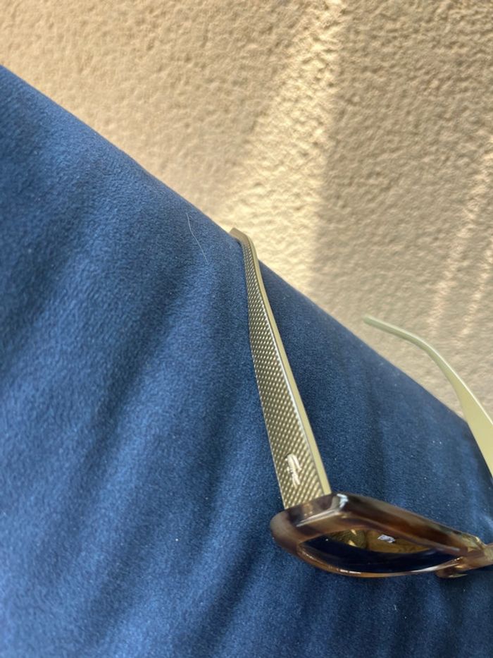 Lunettes de soleil Lacoste léopard – Tendance & stylées - photo numéro 3