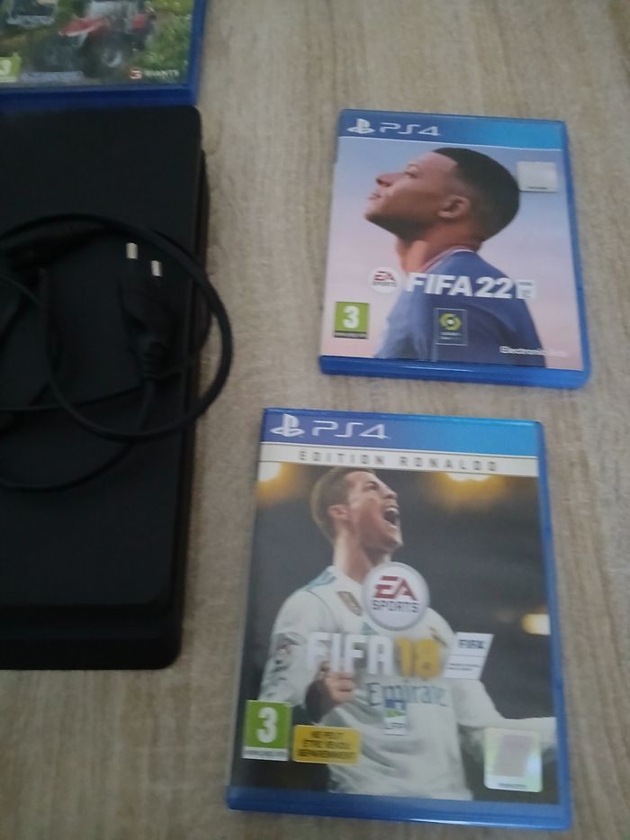 CONSOLE pS4 Slim - photo numéro 5