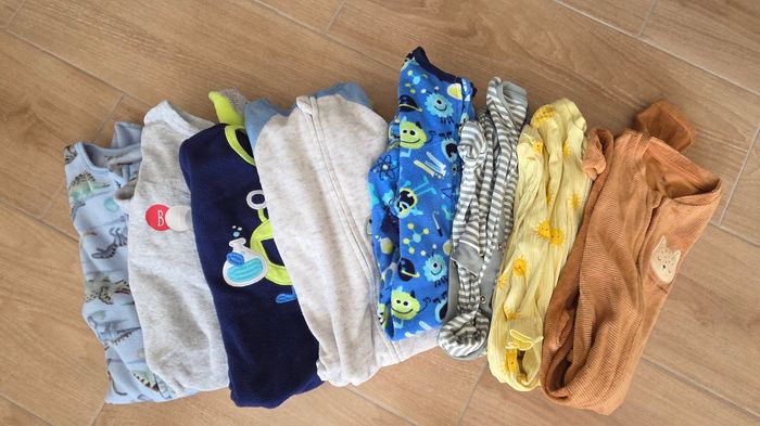 Lots vêtements bébé 18 mois - photo numéro 3