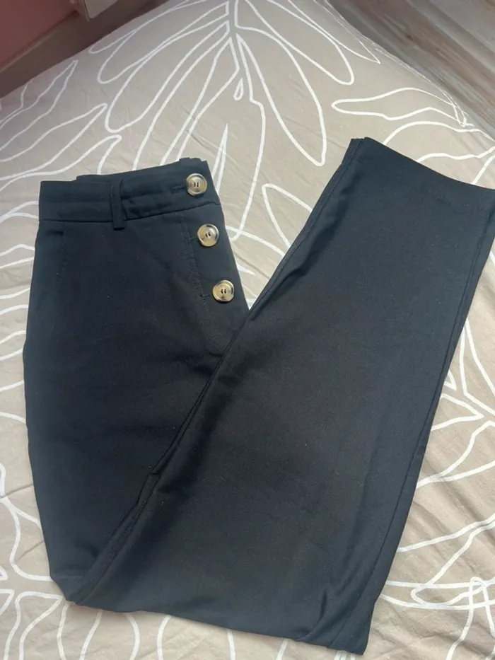pantalon droit habillé zara noir a boutons - photo numéro 7