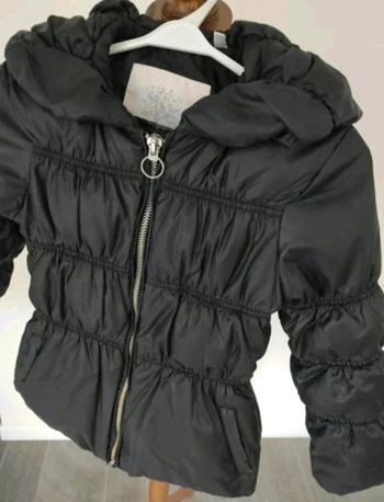25 € Doudoune fille Ooxoo 8 ans