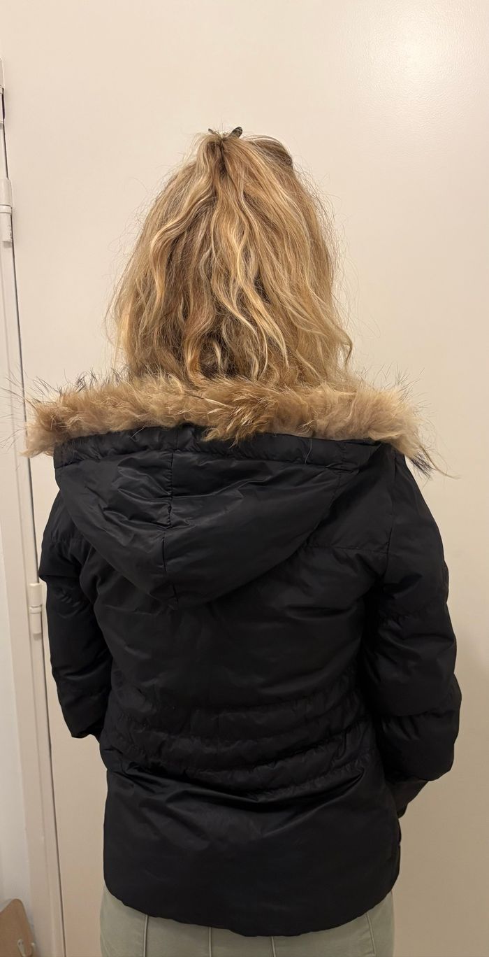 Doudoune femme à capuche fourrée
