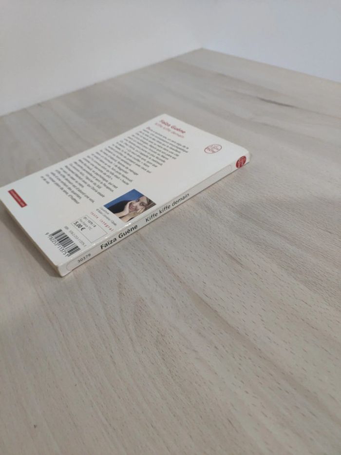 Livre poche kiffe kiffe demain Faiza Guène - photo numéro 4