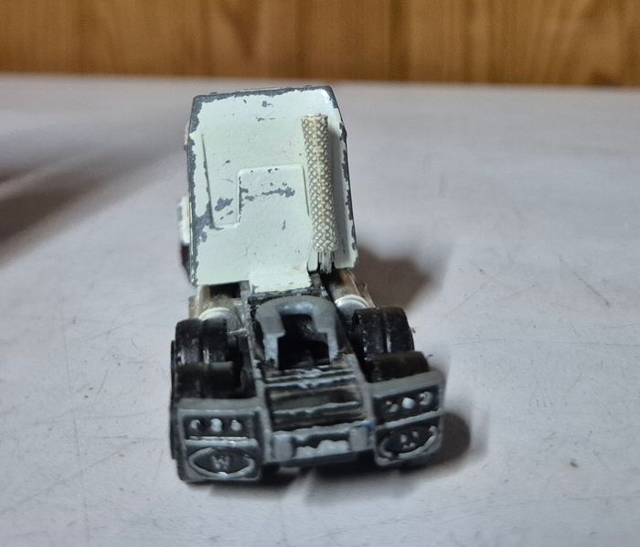 Majorette super movers Camion kensworth space 3000 610 Semi remorque cabine - photo numéro 4