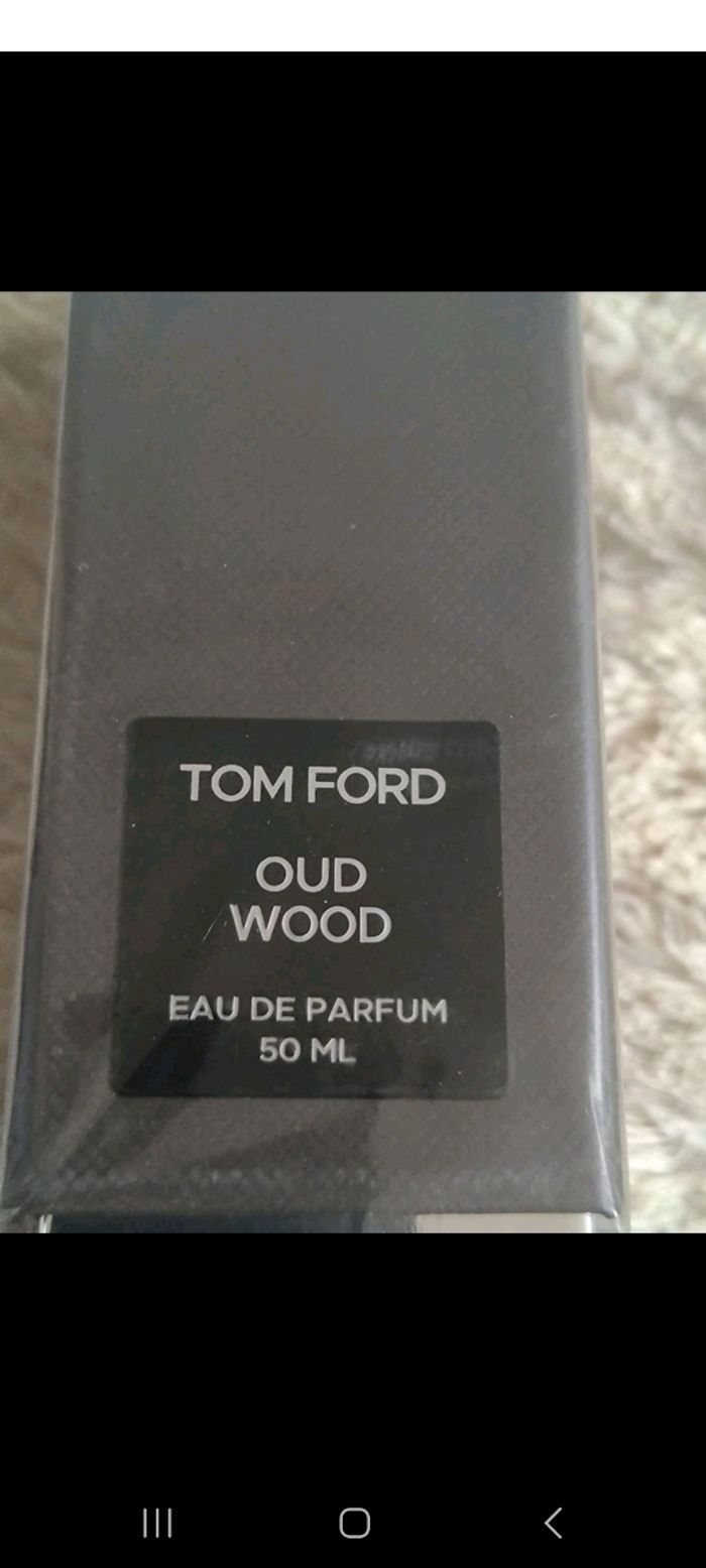 Tom Ford oud wood  50ml.edp - photo numéro 2