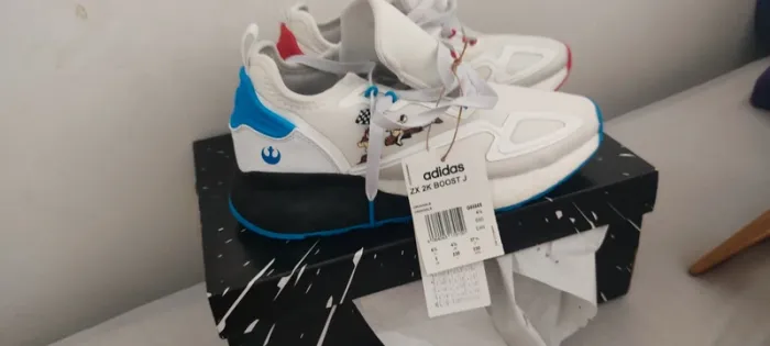Adidas ZX 2K Boost J baskets basses taille 37 1/3 - photo numéro 9