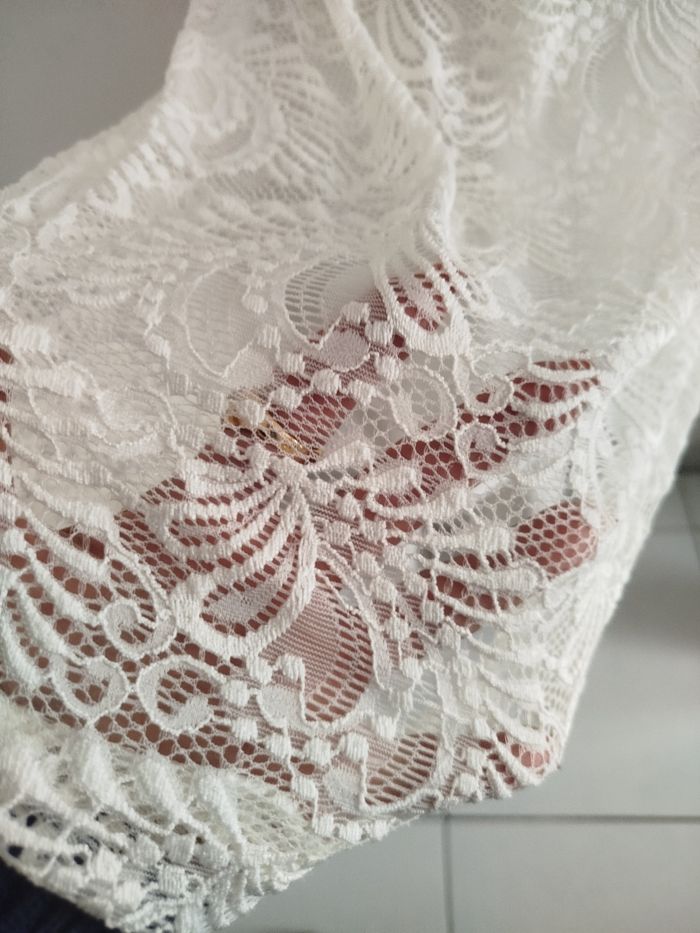 #kytie38femme. Robe en dentelle taille 38/40 - photo numéro 6