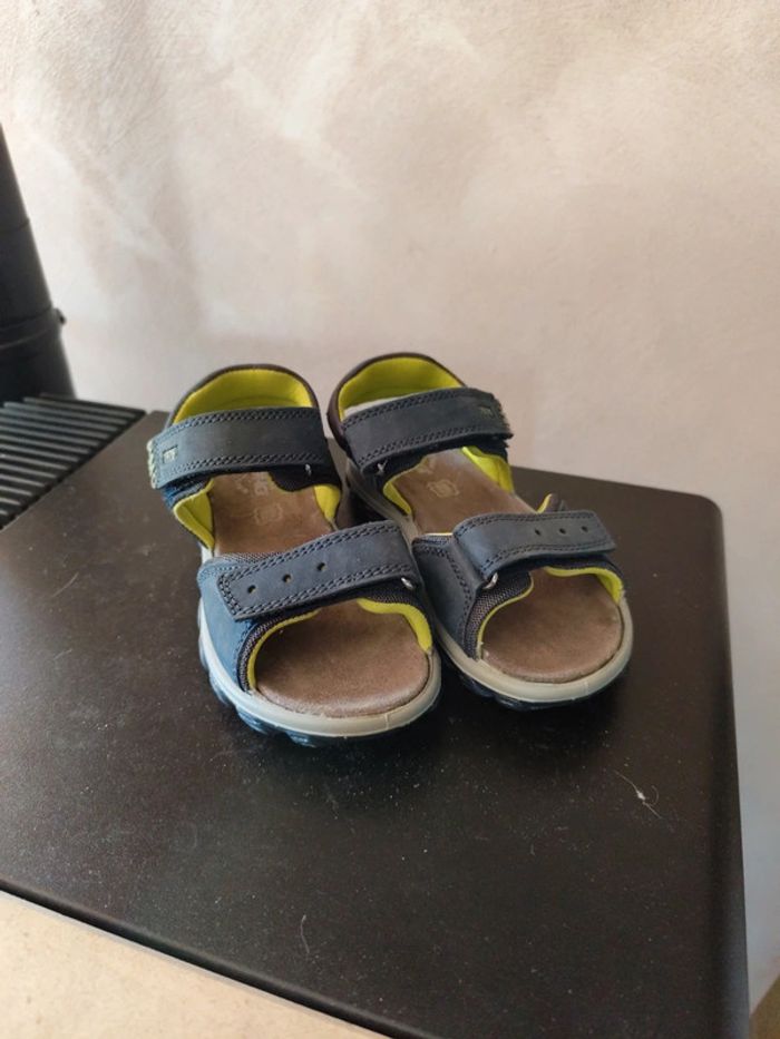 Sandales primigi