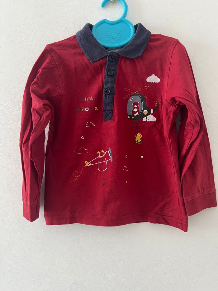 Polo rouge