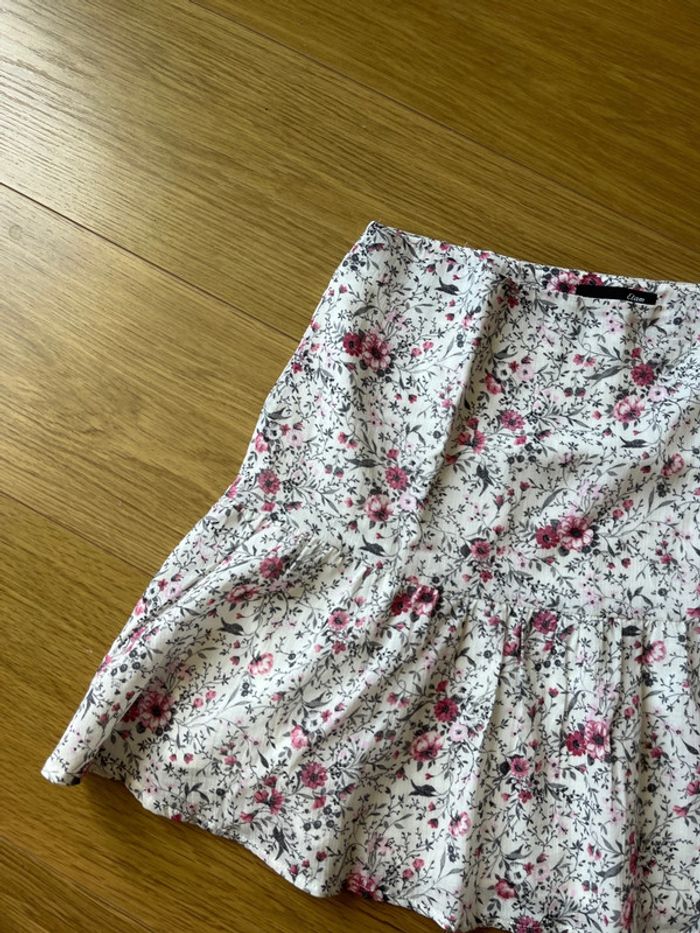 Jupe à fleurs Etam taille 42 - photo numéro 2