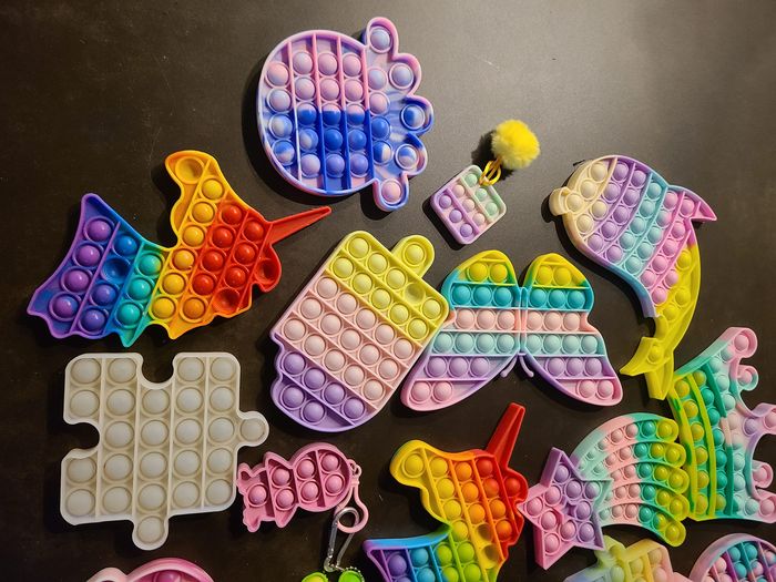 Jouet Pop It Anti-Stress Fidget Bulle Silicone à presser pour Concentration et Relaxation - photo numéro 4