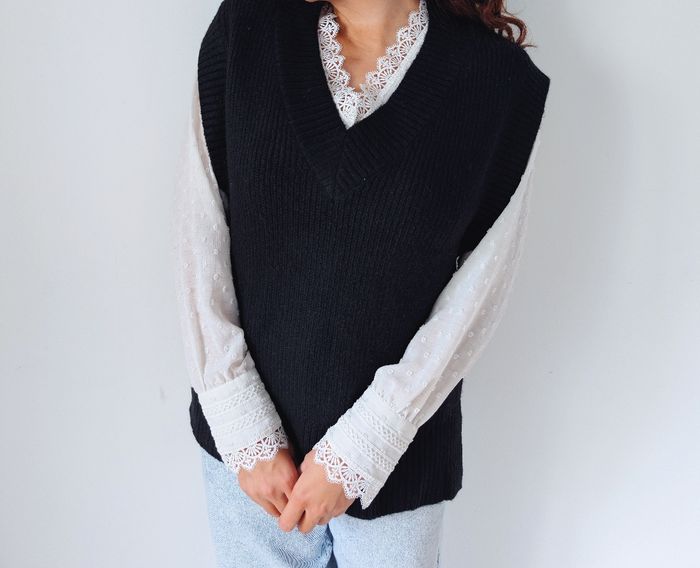 Pull sans manches oversize doux et chaud noir pour l'automne hiver marque Pimkie taille 36 S
Neuf avec étiquette - photo numéro 5