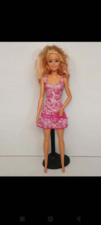 Poupée mattel barbie ensemble rose et dorure tête 2013 corp 2013 corp 2015 l49hf
Poupée et ensemble compris