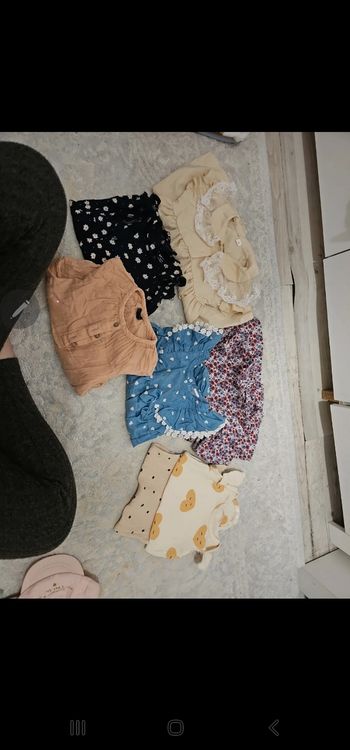 Lot 9 12mois bebe fille