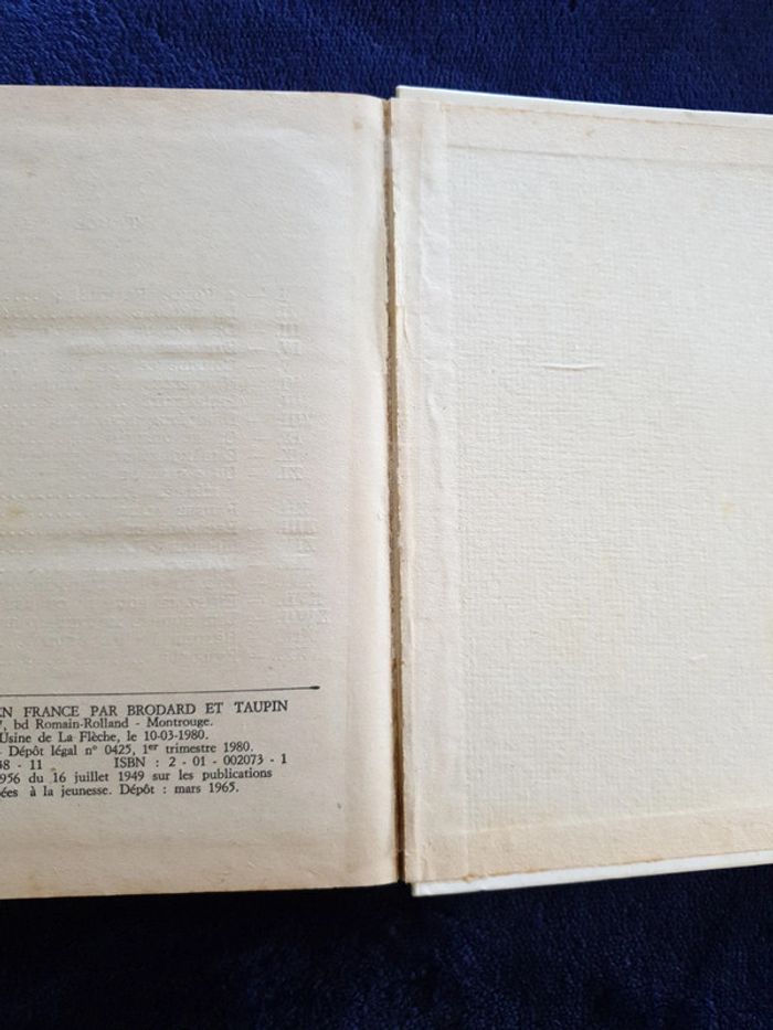 Livre flamme part en flèche - photo numéro 7