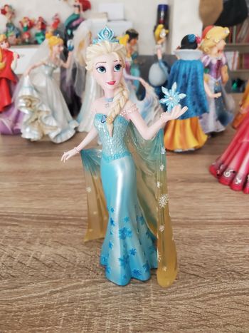 Figurine Elsa