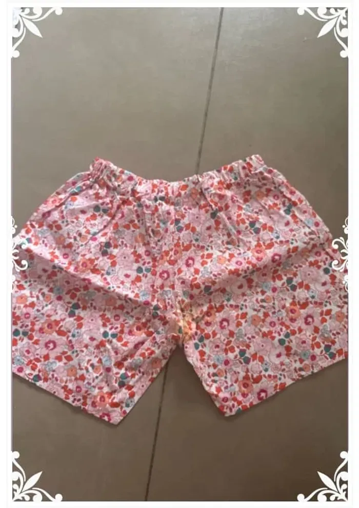 🌼 Pyjama été fille – Taille 12 ans – Haut brodé Kiabi & short fait main 🍑 - photo numéro 7