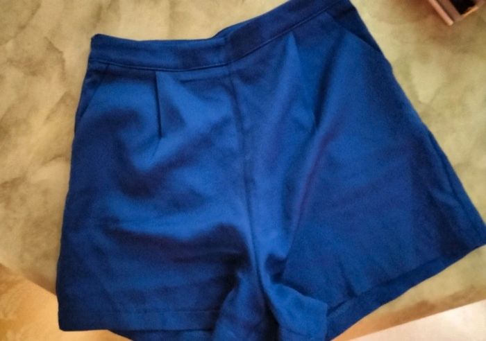 Short taille haute bleu électrique "Naf Naf" - photo numéro 3