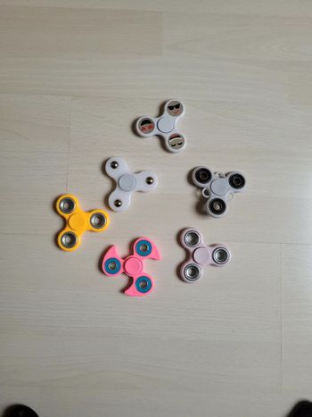 lot de  Hand Spinner