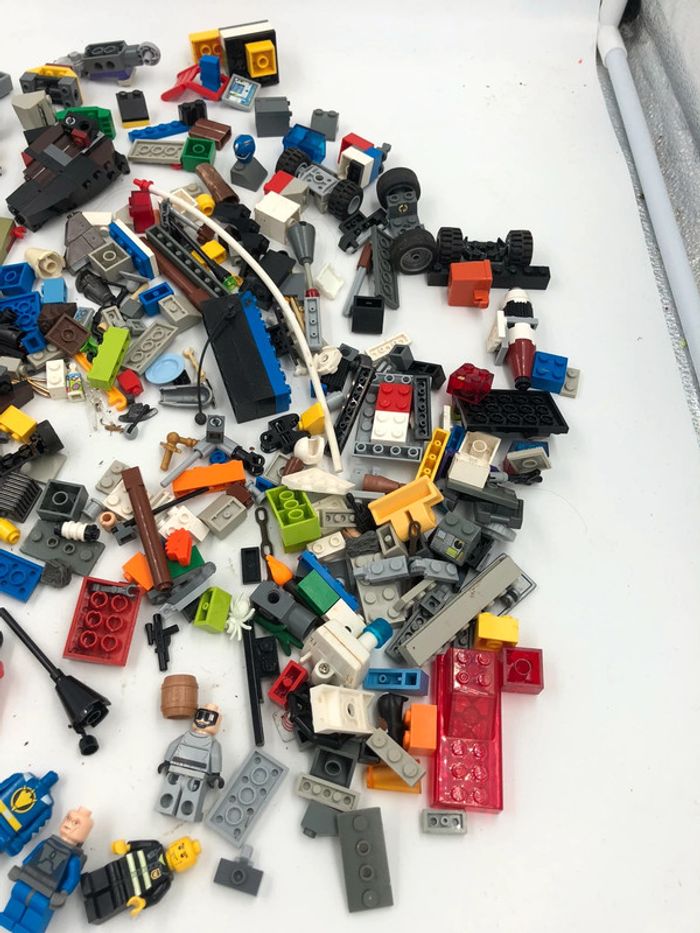 Lot de pièces Lego en vrac City, Star Wars, Bionicle et d’autres - photo numéro 4