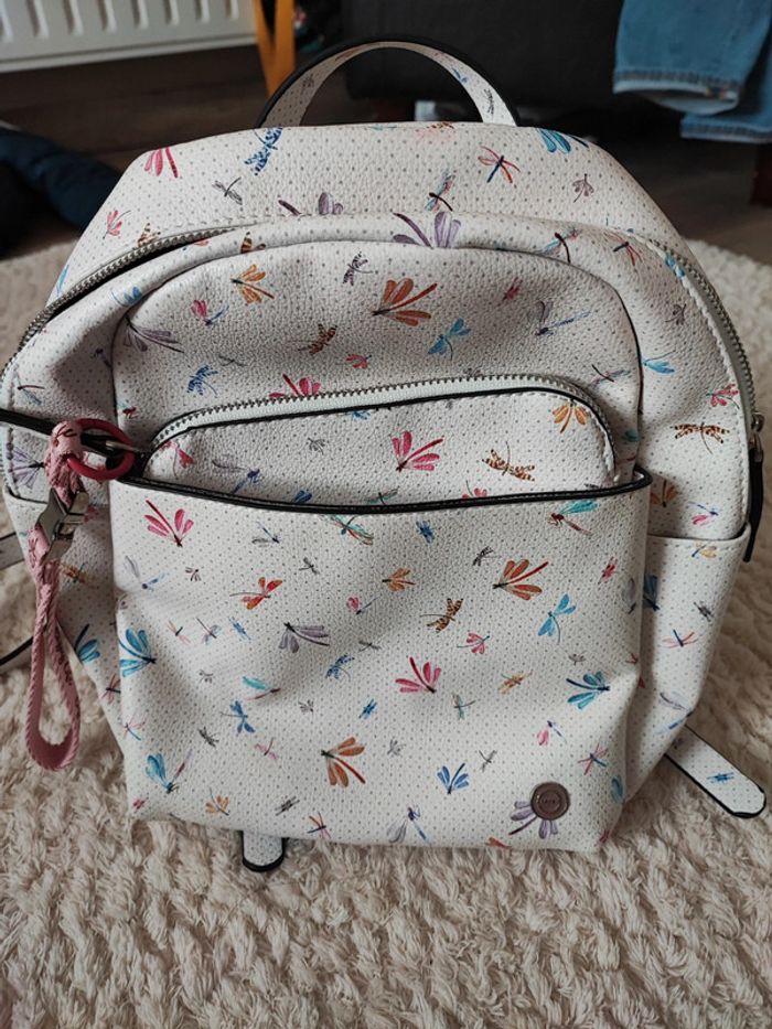 Sac a dos parfois comme neuf - photo numéro 2