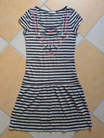 Robe à lignes chic élégante XS 34 Promod très bon état