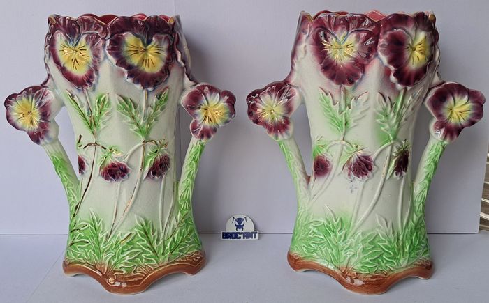 Lot de 2 vases en barbotine Onnaing Art Nouveau - photo numéro 3