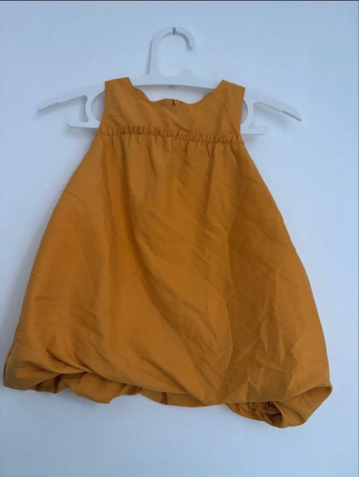 Robe moutarde 6 mois