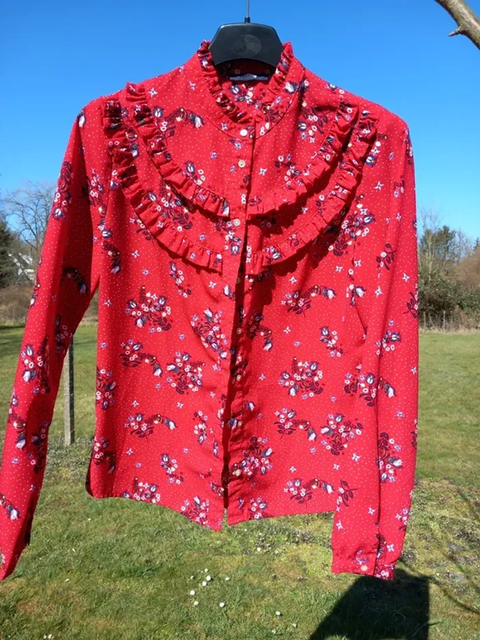 Chemisier rouge fleur kiabi taille 36