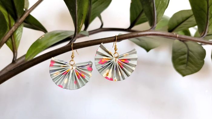 Boucles d'oreille origami éventail washi japonais