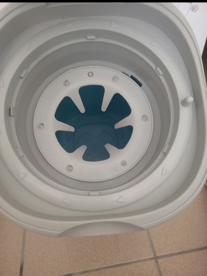 Poubelle a couches - photo numéro 3