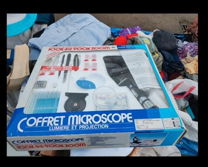 Microscope lumière et projection