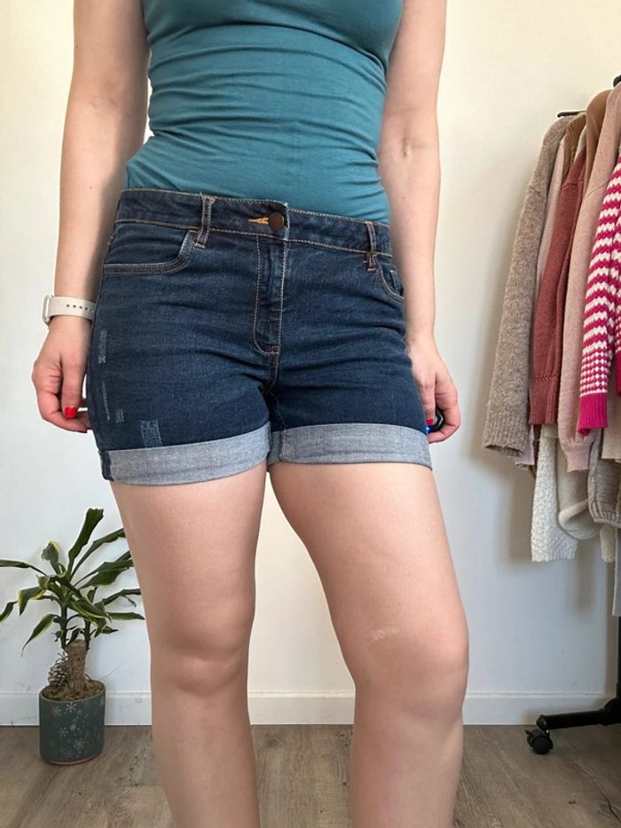 Kiabi Short bleu foncé brut – Taille 36 – Très bon état - photo numéro 5