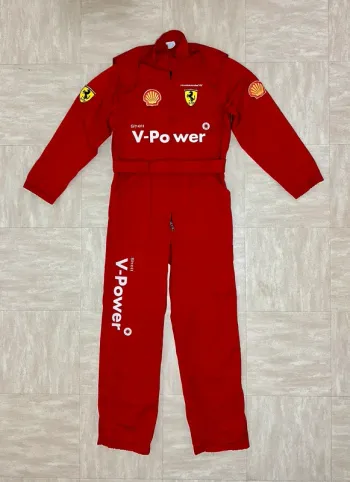 Combinaison Ferrari