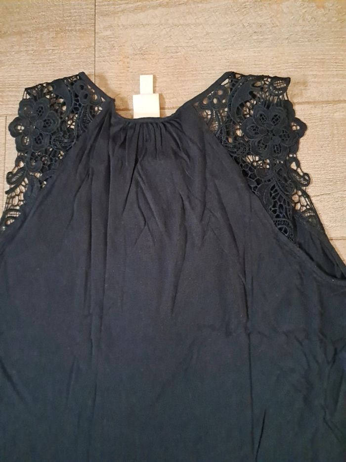 Haut broderie - photo numéro 8