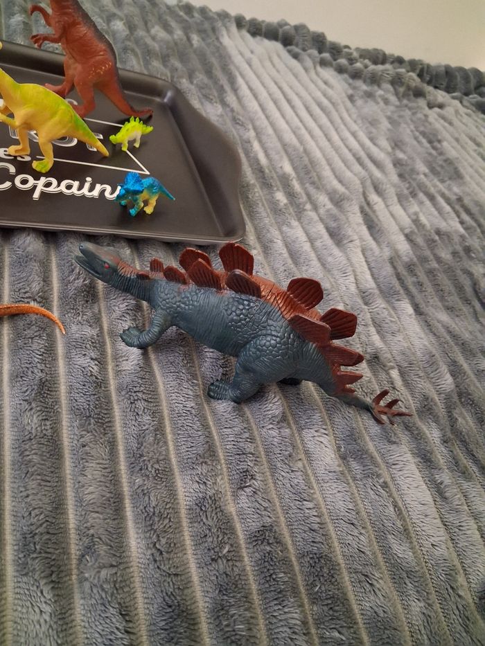 Lot de dinosaures - photo numéro 6
