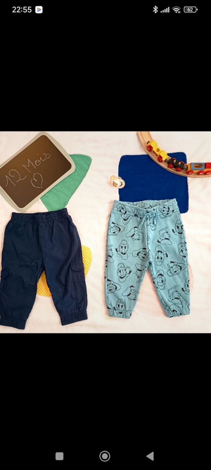 Joggings taille 12 mois