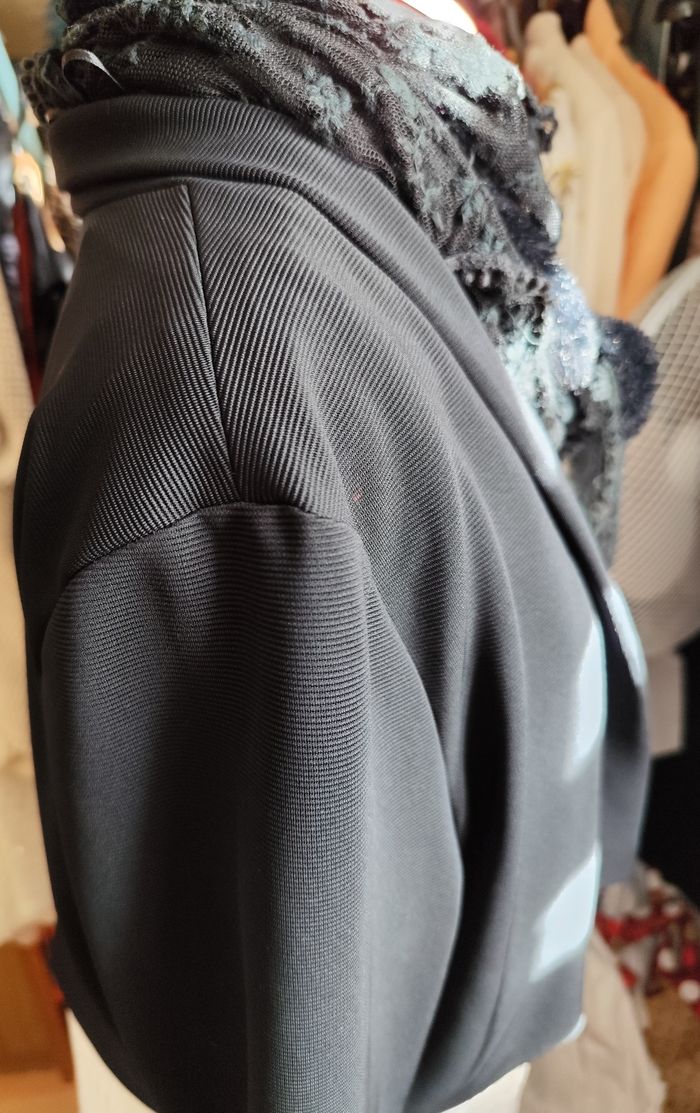 Petite veste style spencer polyester noire 44 - photo numéro 2