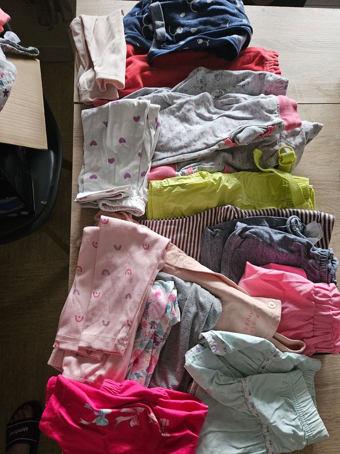 Lot vêtements bébé fille 9mois