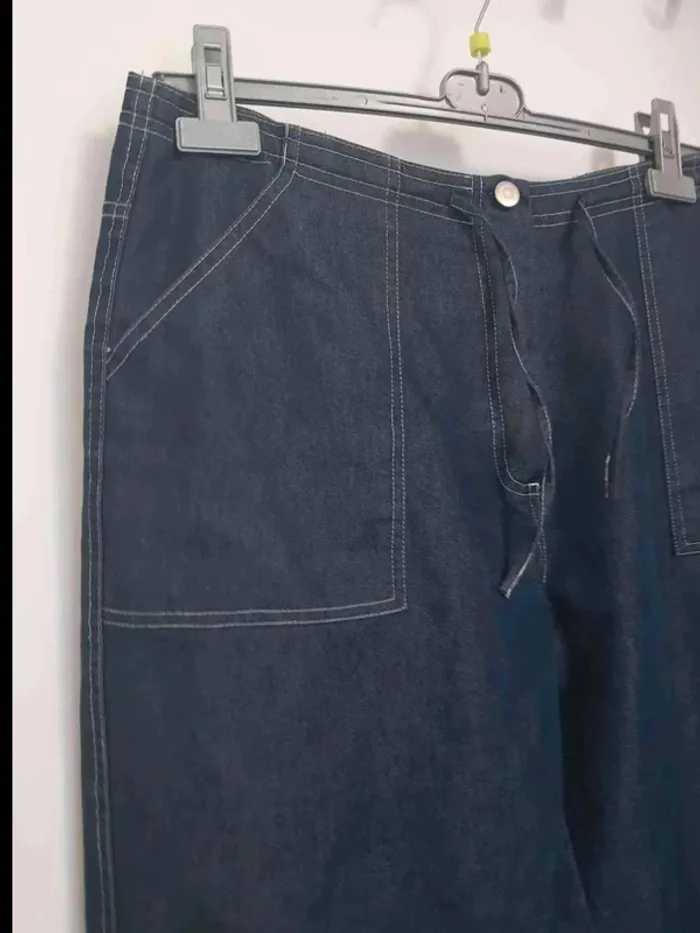 Pantacourt taille  44  46 - photo numéro 2