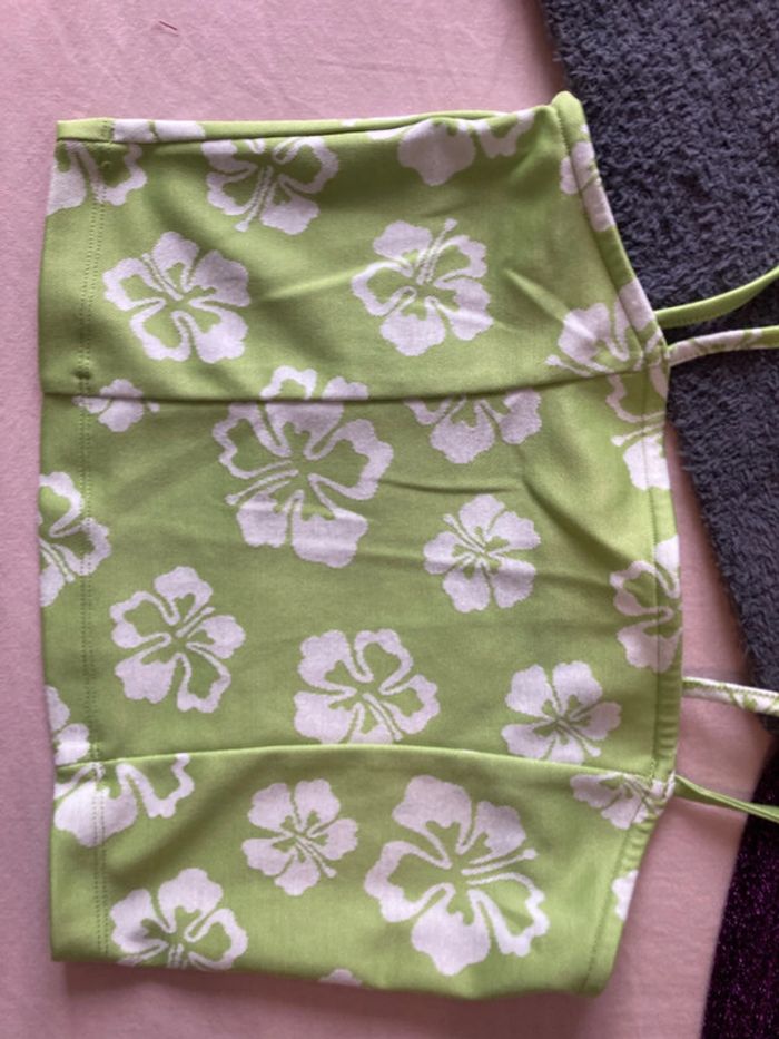 Crop top - photo numéro 2