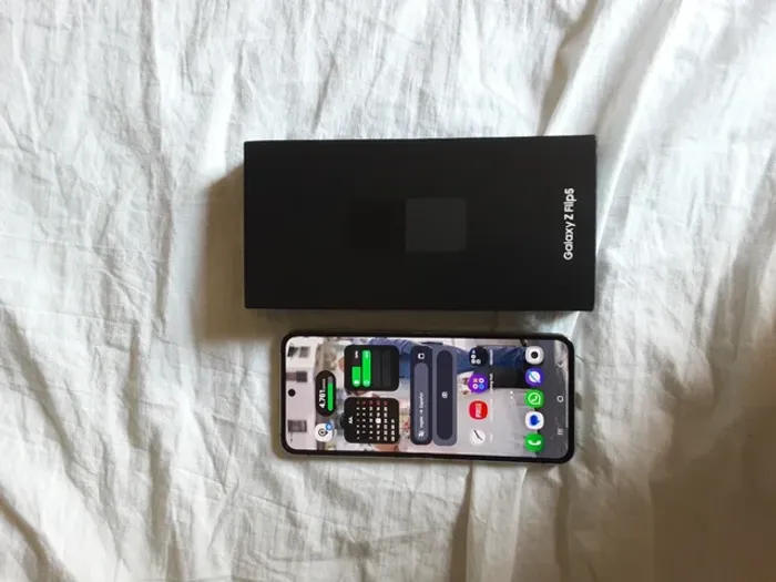 Samsung Galaxy Z Flip 5 - photo numéro 7