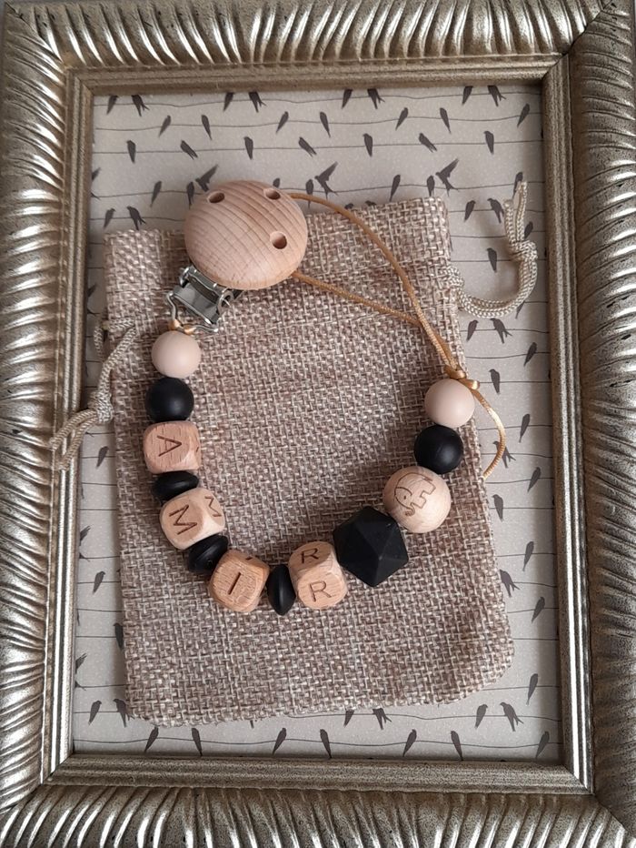 Attache tétine personnalisé - photo numéro 2