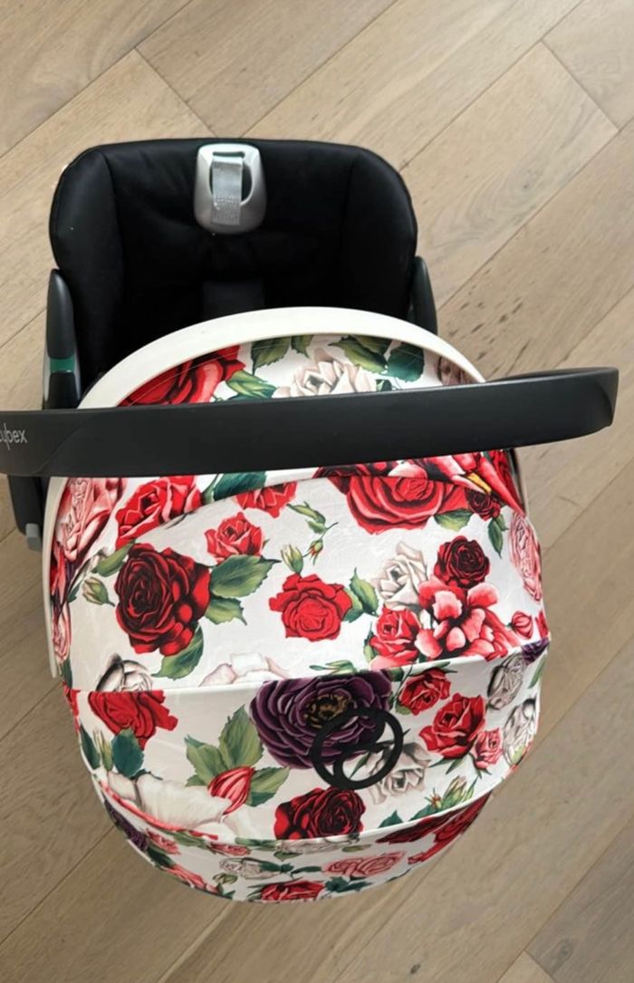 Siège-auto cloud Ti-size Cybex - photo numéro 3